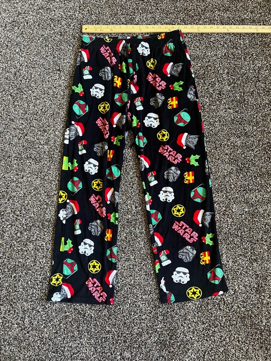 Star Wars Other - Star Wars Black Holiday Icon Men's Pajama Pants